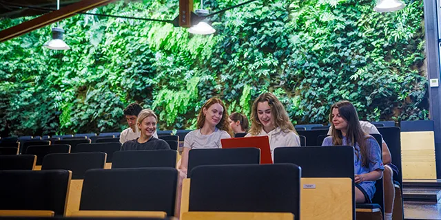 Atmospheric science masters students preparing for the start of class